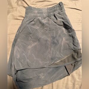GUC - low rise Lululemon hotty hot shorts size 12